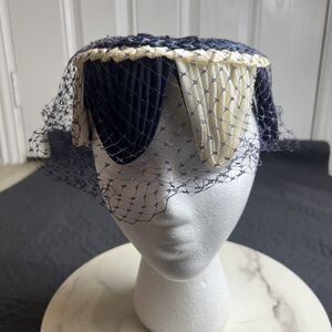 Penney’s Vintage Handmade Black Fabric Petal Hat Navy Blue Lace Netted Veil:Used